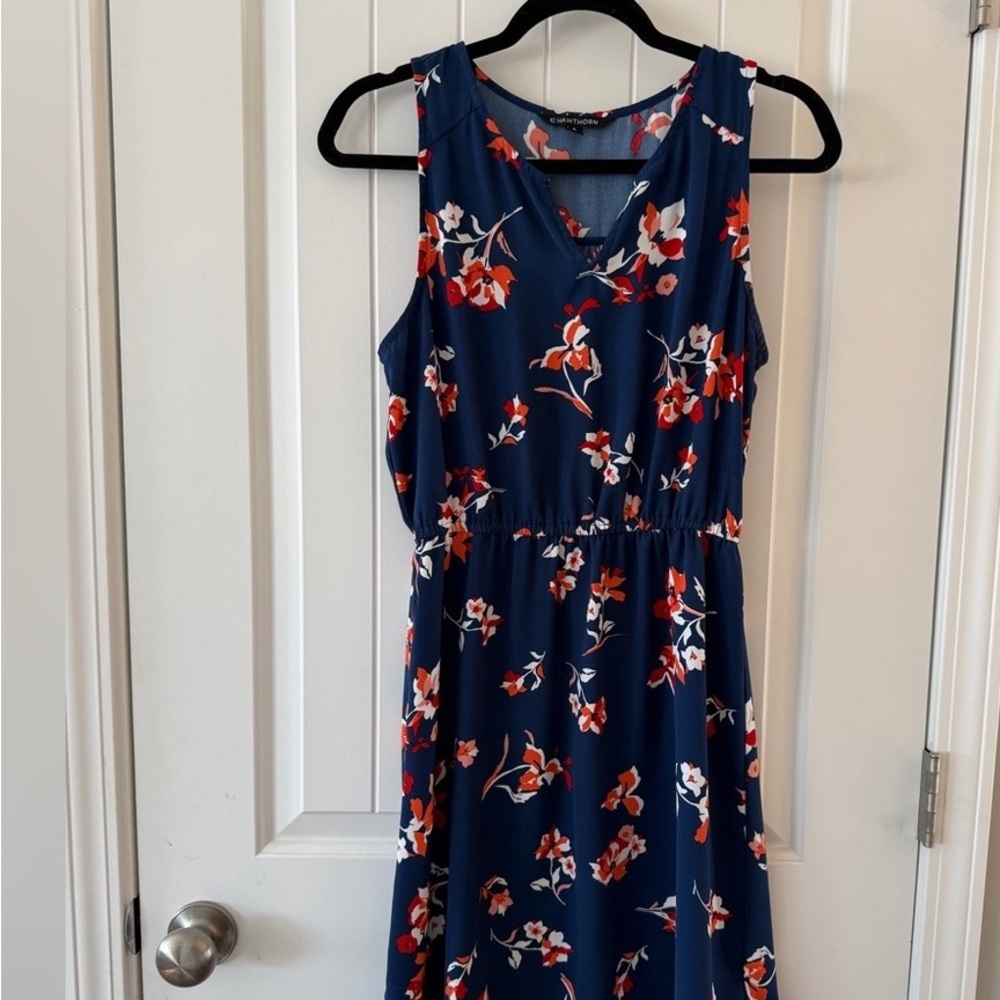 Chic Floral Navy Midi Dress